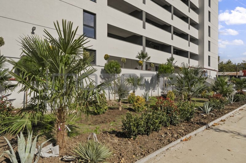 Apartament 2 camere 56. 6mp +20.4 mp terasa, metrou la 5 minute, Comision 0%